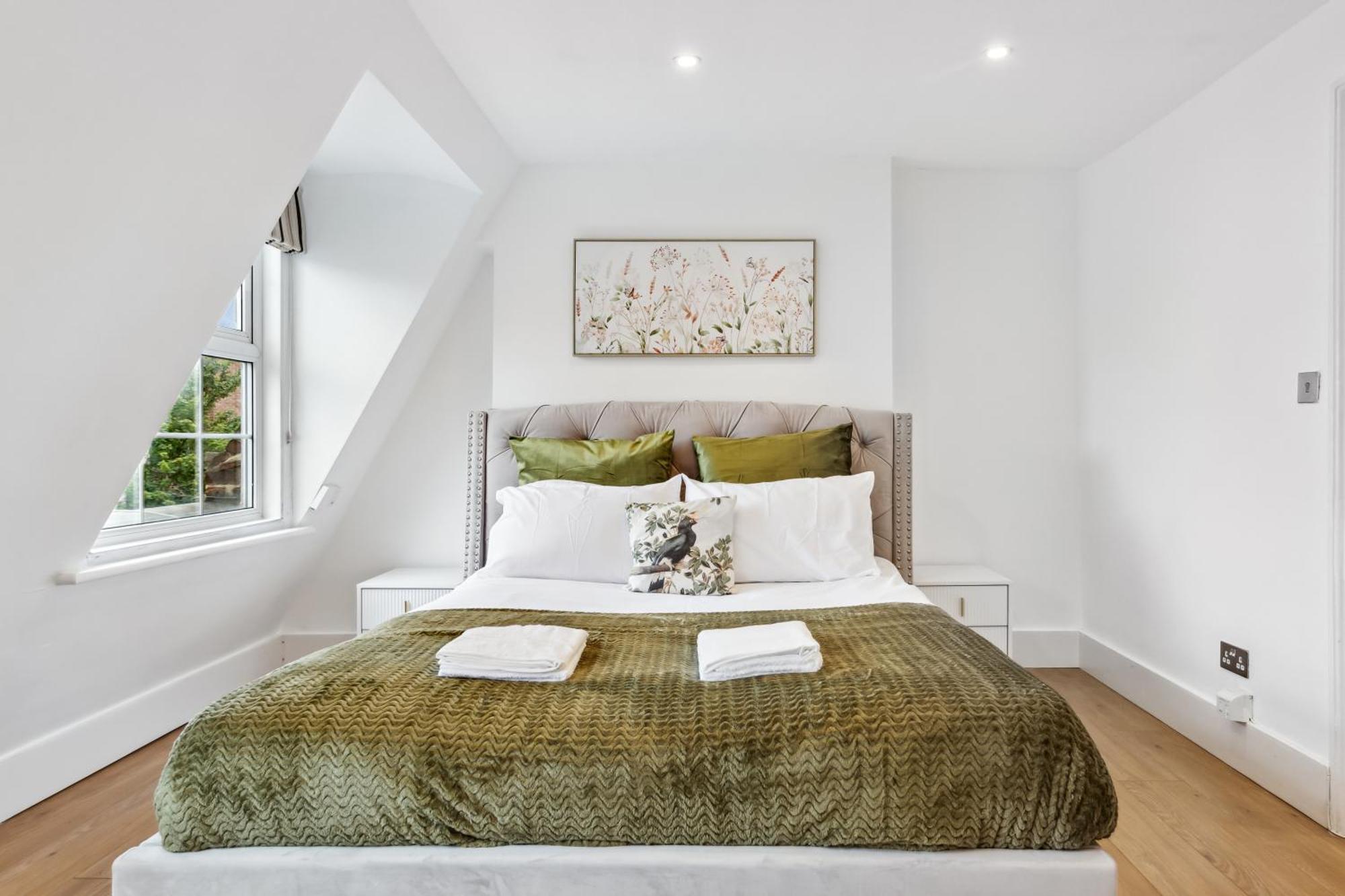 Apartment 1br Gem Short Walk To Hyde Park And Oxford Street
